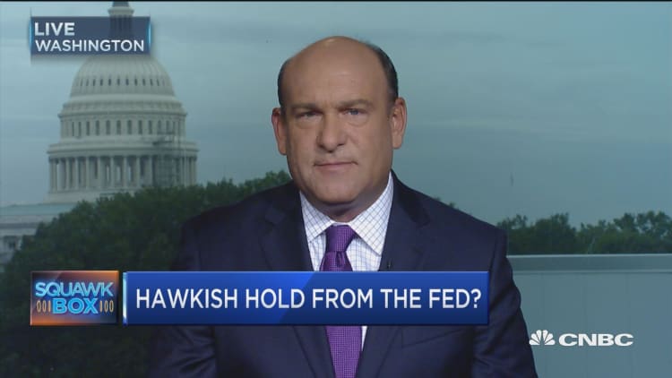 Divided fed expected to hold rates: Liesman