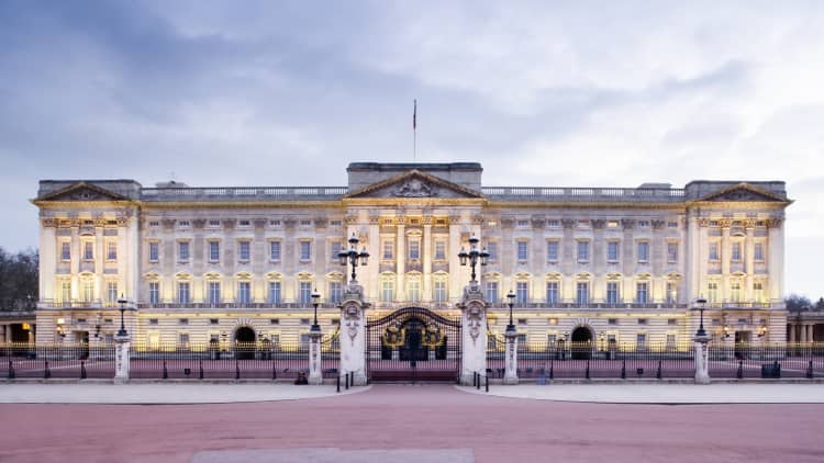 Always wanted to live next to the Queen?