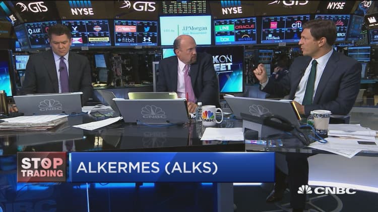 Cramer's Stop Trading: GILD, GWPH & ALKS