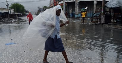 Hurricane Matthew heads for Bahamas