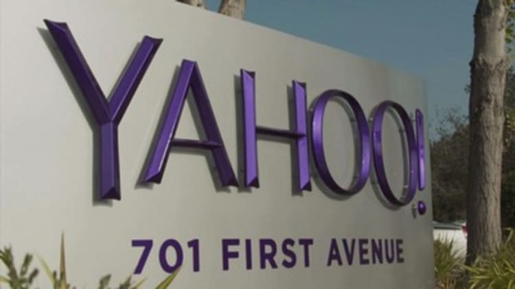 Yahoo fires back at claims it secretly scanned emails