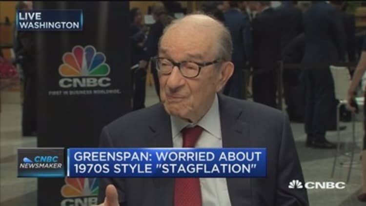 Greenspan: Worried about 1970s style 'stagflation'