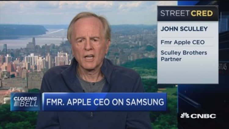 Fmr. Apple CEO on Samsung: This is a production problem