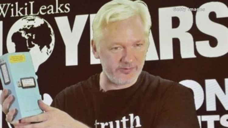 WikiLeaks says Ecuador cut Julian Assange's internet access