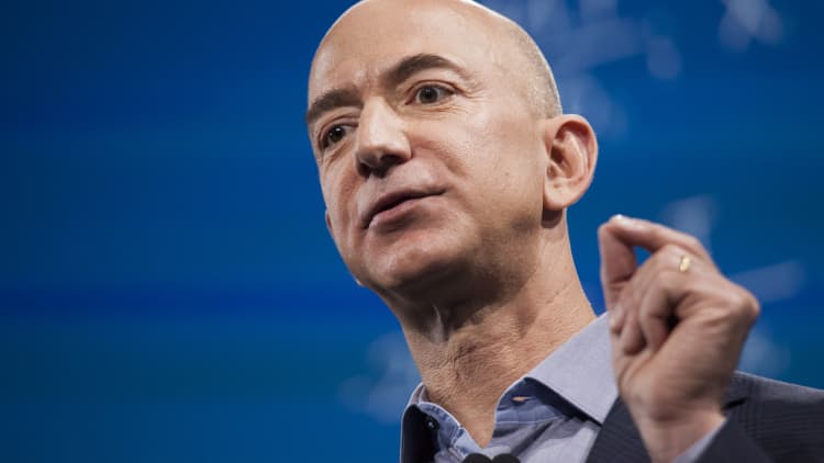 Executive Edge: Amazon considering entering pharmacy business