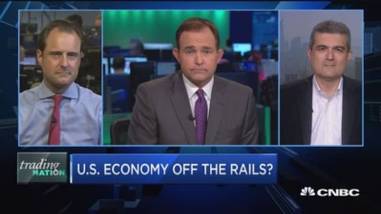 Trading Nation: US economy off the rails?