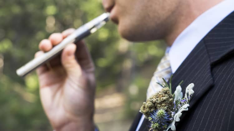 This florist specializes in weed weddings, making bouquets you can literally smoke