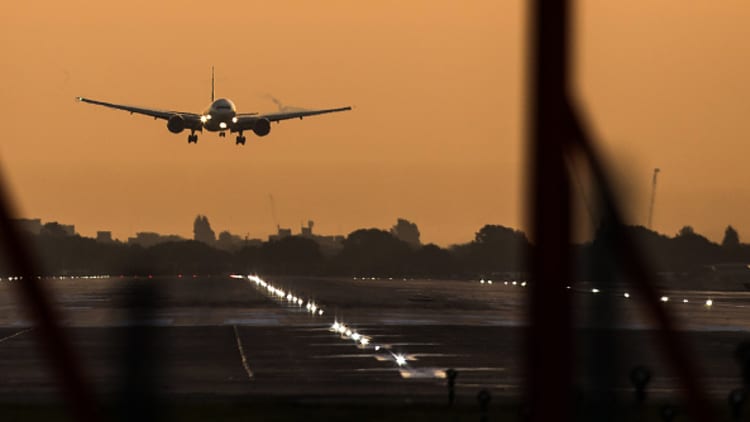 London's Heathrow expansion approved