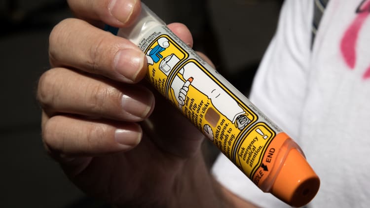 Sen. Grassley: US overpaid an estimated $1.27 billion for EpiPen