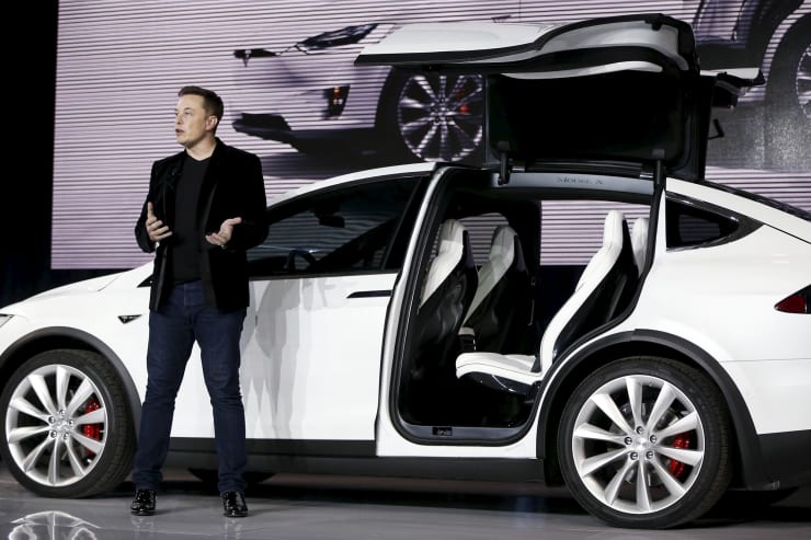 RT: Elon Musk introduces Tesla Model X 150929