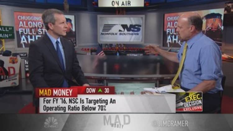 Norfolk Southern CEO reveals the secret to making money with cargoes down