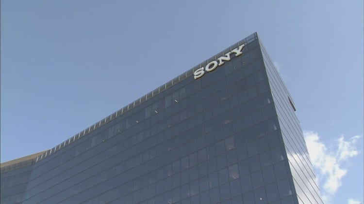Sony reports 86% slump in profit 