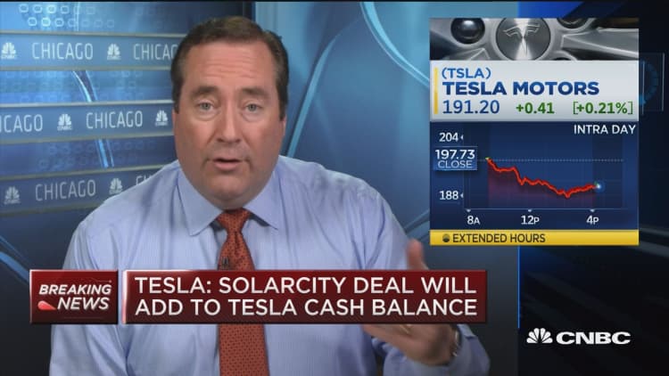 Tesla: SolarCity deal will add to Tesla cash balance
