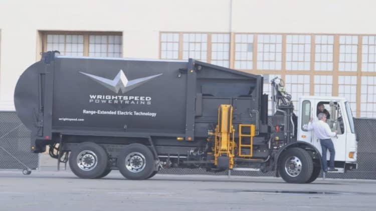 Tesla co-founder launches energy efficient garbage truck engine