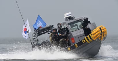 China angry after South Korea fires on fishing boats