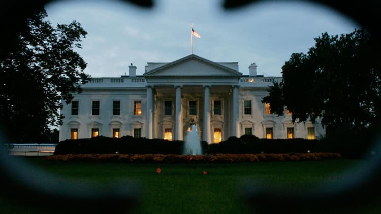 White House: Premature to discuss gun policy