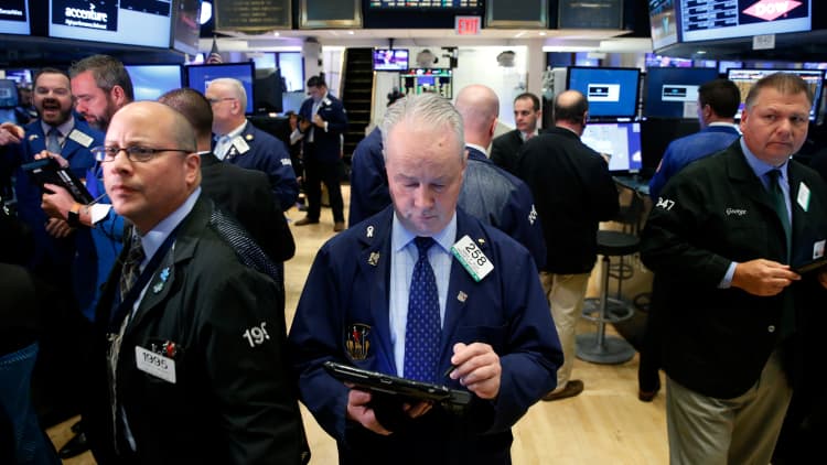S&P 500 takes aim at positive March