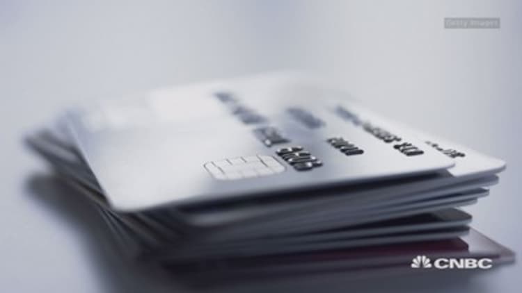 When to use a credit vs. debit card