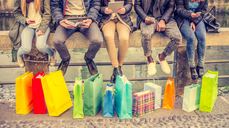 ComScore CEO: Holiday shopping promotions starting earlier and earlier