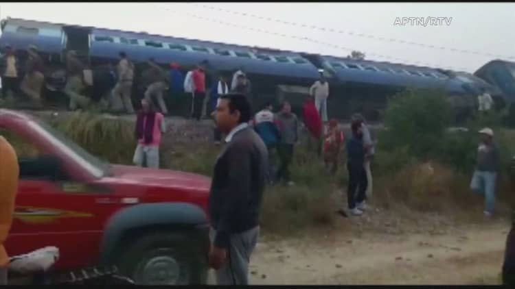 Death toll hits 142 in India rail crash