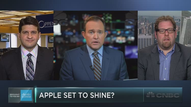 Apple poised for a comeback?