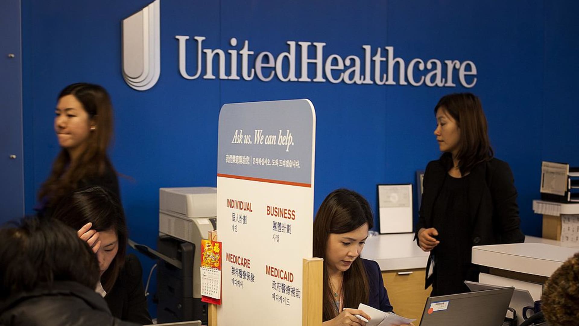 Health insurance stocks slide after UnitedHealth warns more surgeries will drive up medical costs
