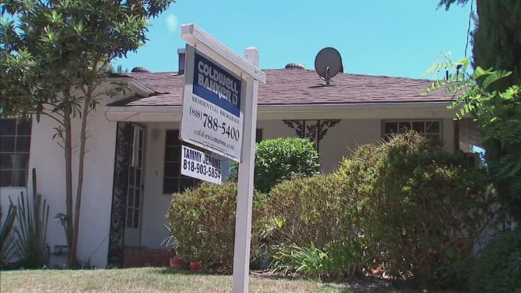 US home prices reach new peak nationally