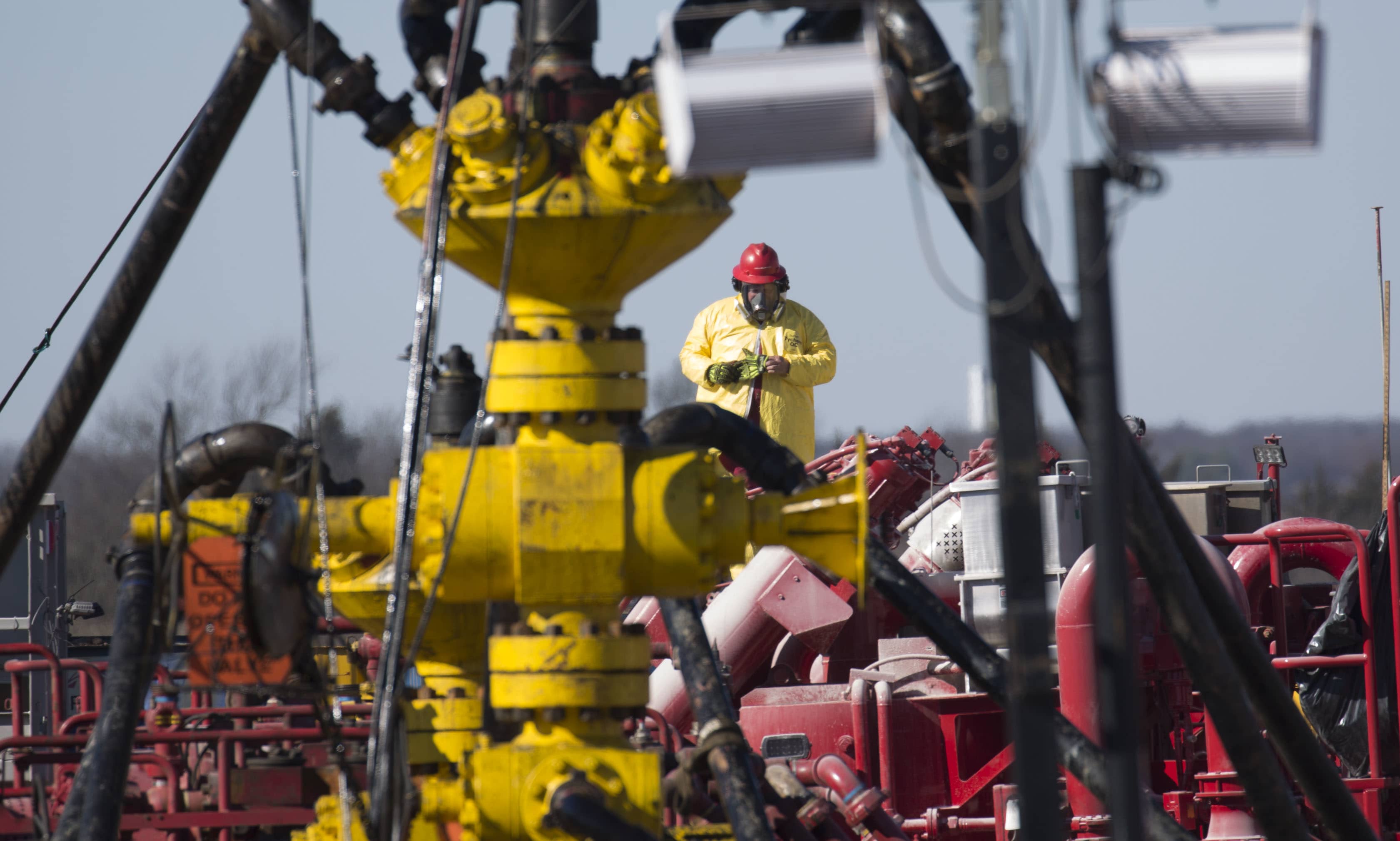 Cramer úgy látja, hogy az olajszolgáltató részvények, mint például a Halliburton és az SLB, emelkednek