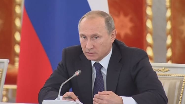Putin says Russia needs to be friends with US