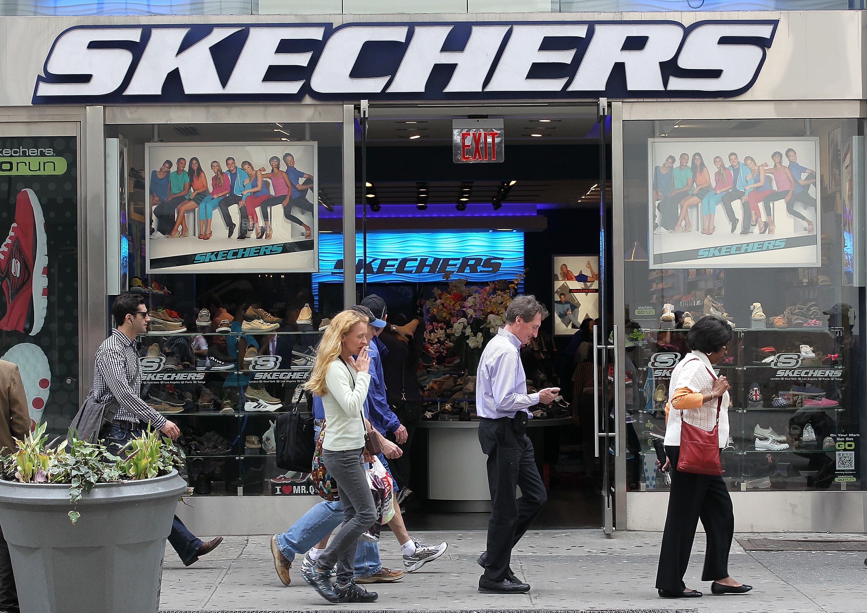 outlet skechers new york