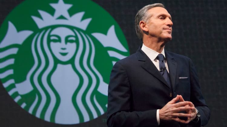 Starbucks CEO: We will solve mobile pay issues