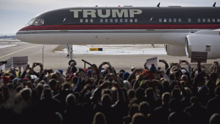 Trump's private jet cost a fraction of Air Force One