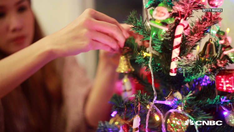 The easiest ways to make your office less sad and more festive