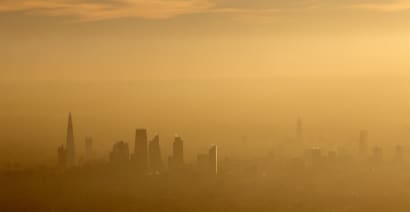 Londoners urged to avoid 'unnecessary car journeys' after high pollution alert