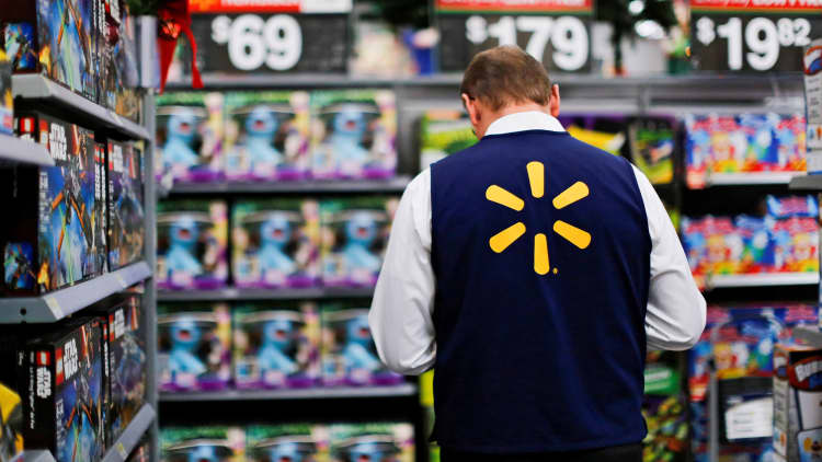 Former Walmart.com CEO: I'm 'impressed' by the retail giant's online growth