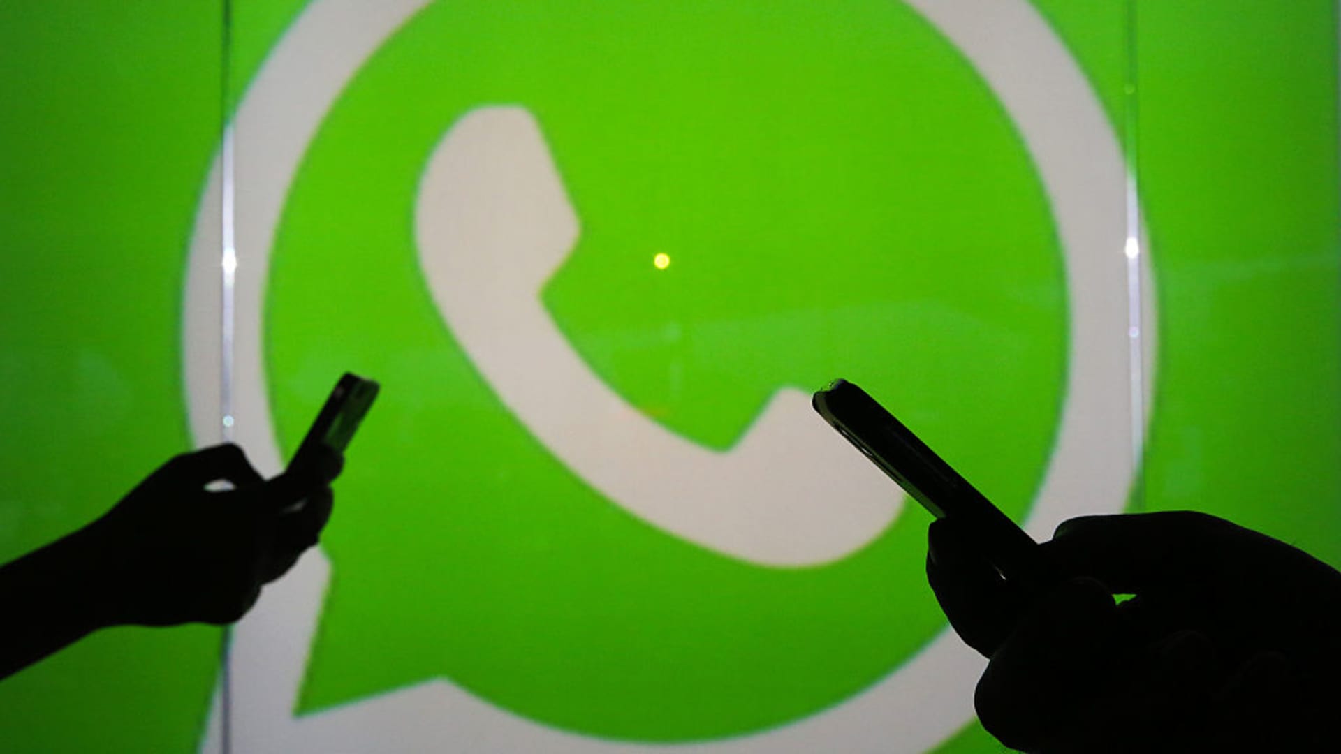 WhatsApp will soon let you slip out of group chats undetected – CNBC