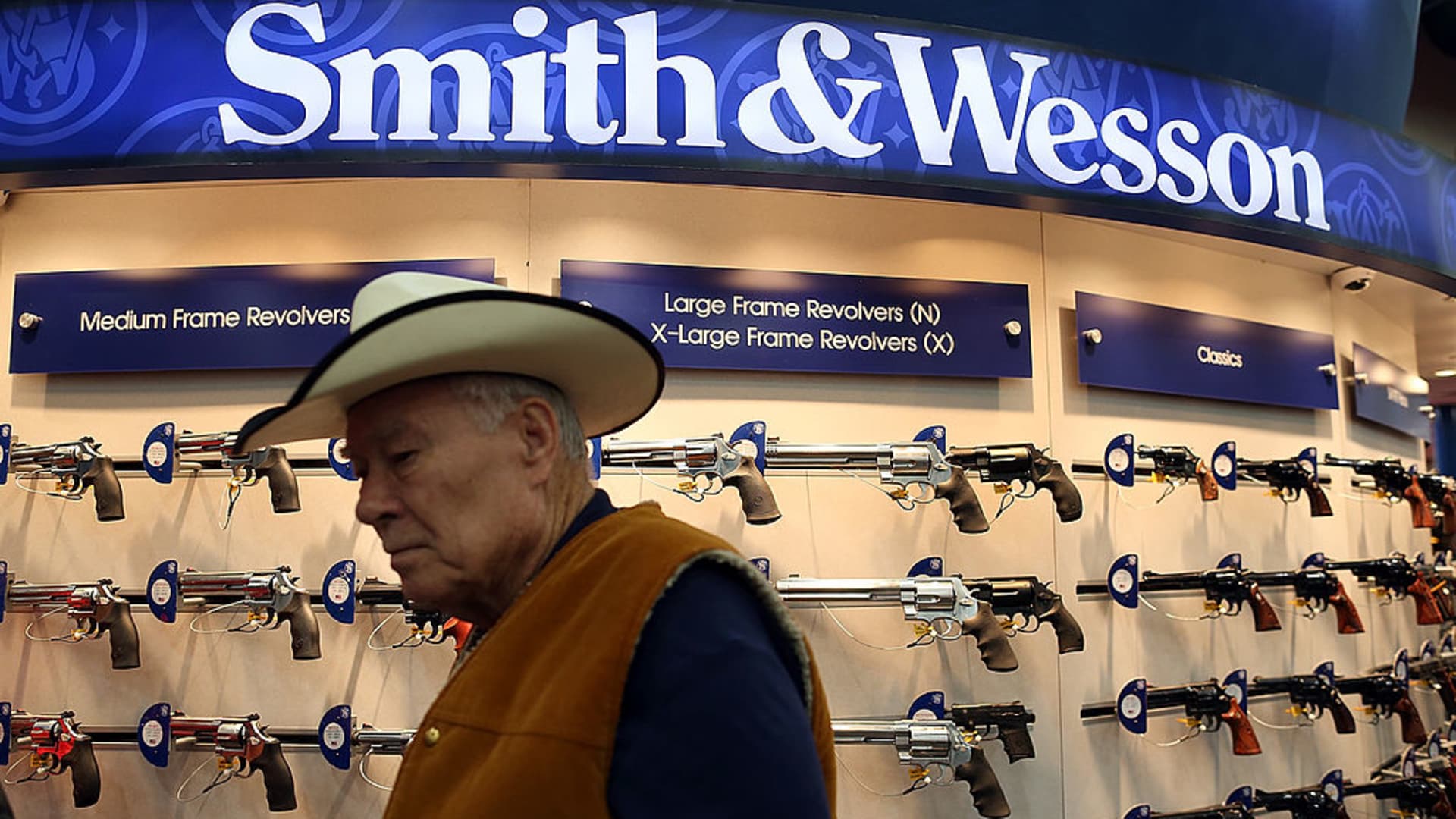 Fall in gun demand impacts Smith & Wesson’s profits