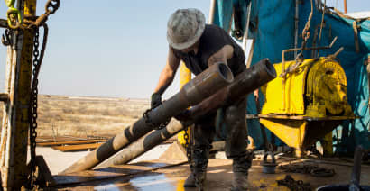 US oil drillers pack into the Permian Basin, and only the strong will survive