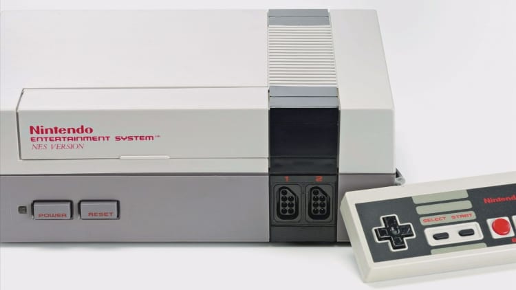 Nintendo sells 196,000 units of mini retro game console