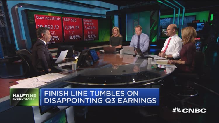 Finish Line tumbles on disappointing Q3 earnings