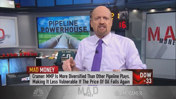 Jim Cramer circles back to his No. 1 pipeline play after a 'tectonic shift' in energy