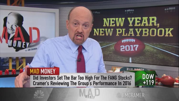 Cramer picks his top Dow stock for this year based on 2016 winners