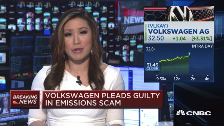 Volkswagen pleads guilty in emissions scam