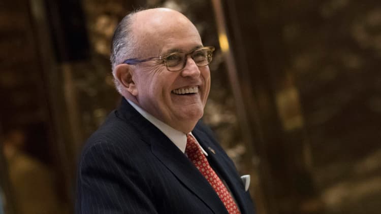 Rudy Giuliani joins Trump's legal team