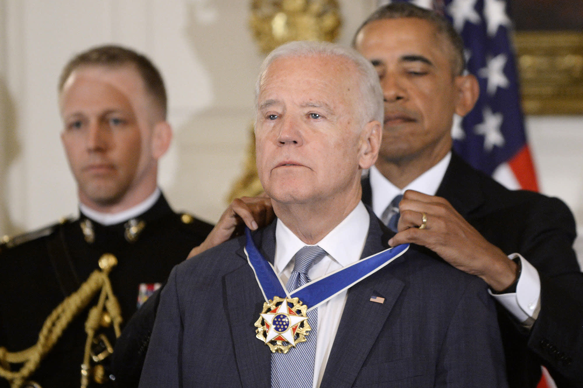 halvt mandig Kejser President Barack Obama Honors Joe Biden With Surprise Medal of Freedom