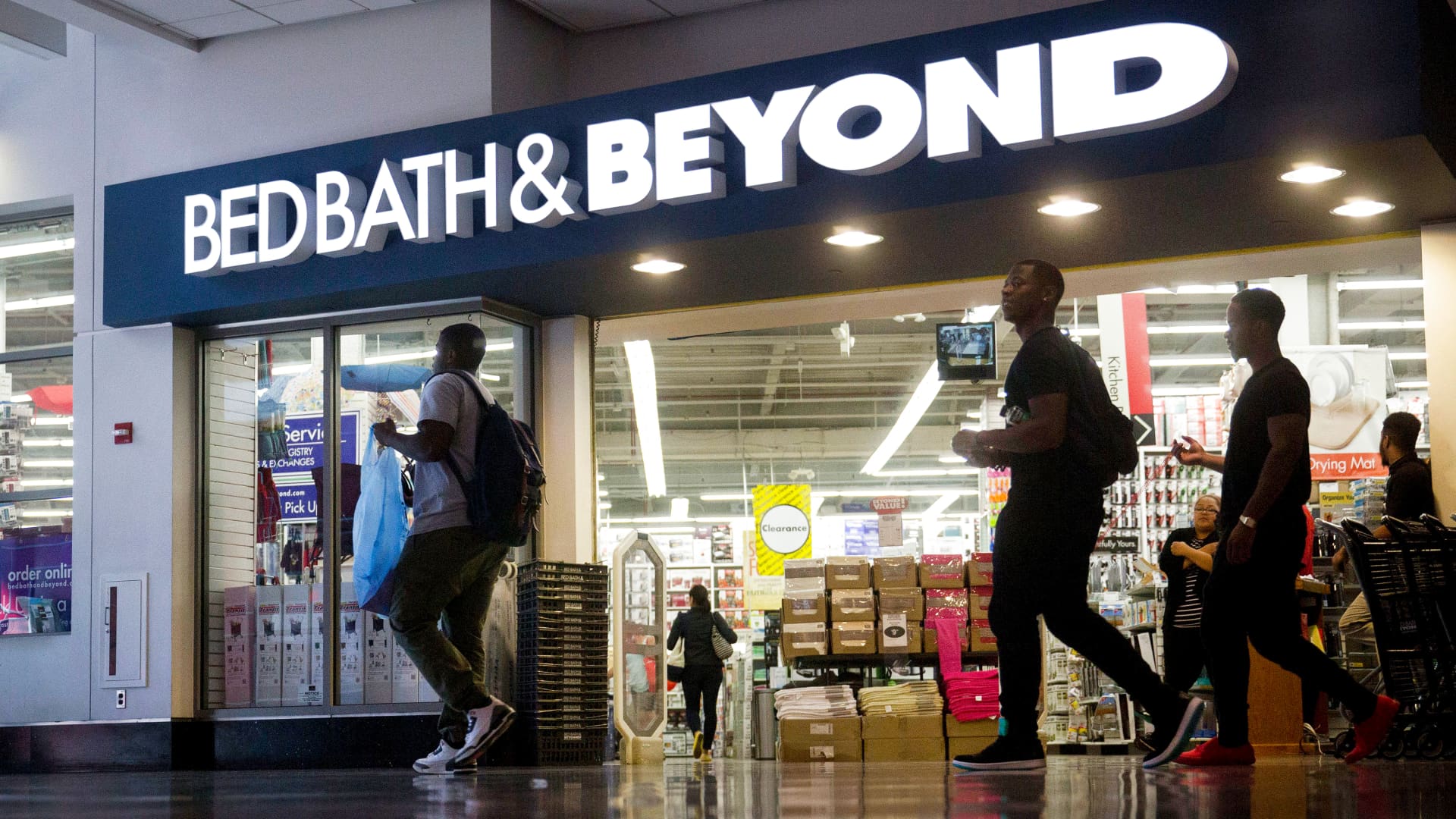 Activist investor Ryan Cohen completes planned sale of Bed, Bath & Beyond stake