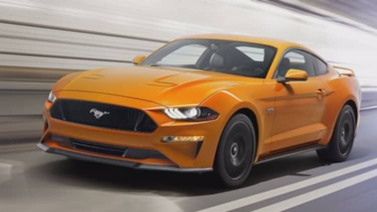 Ford unveils 2018 Mustang