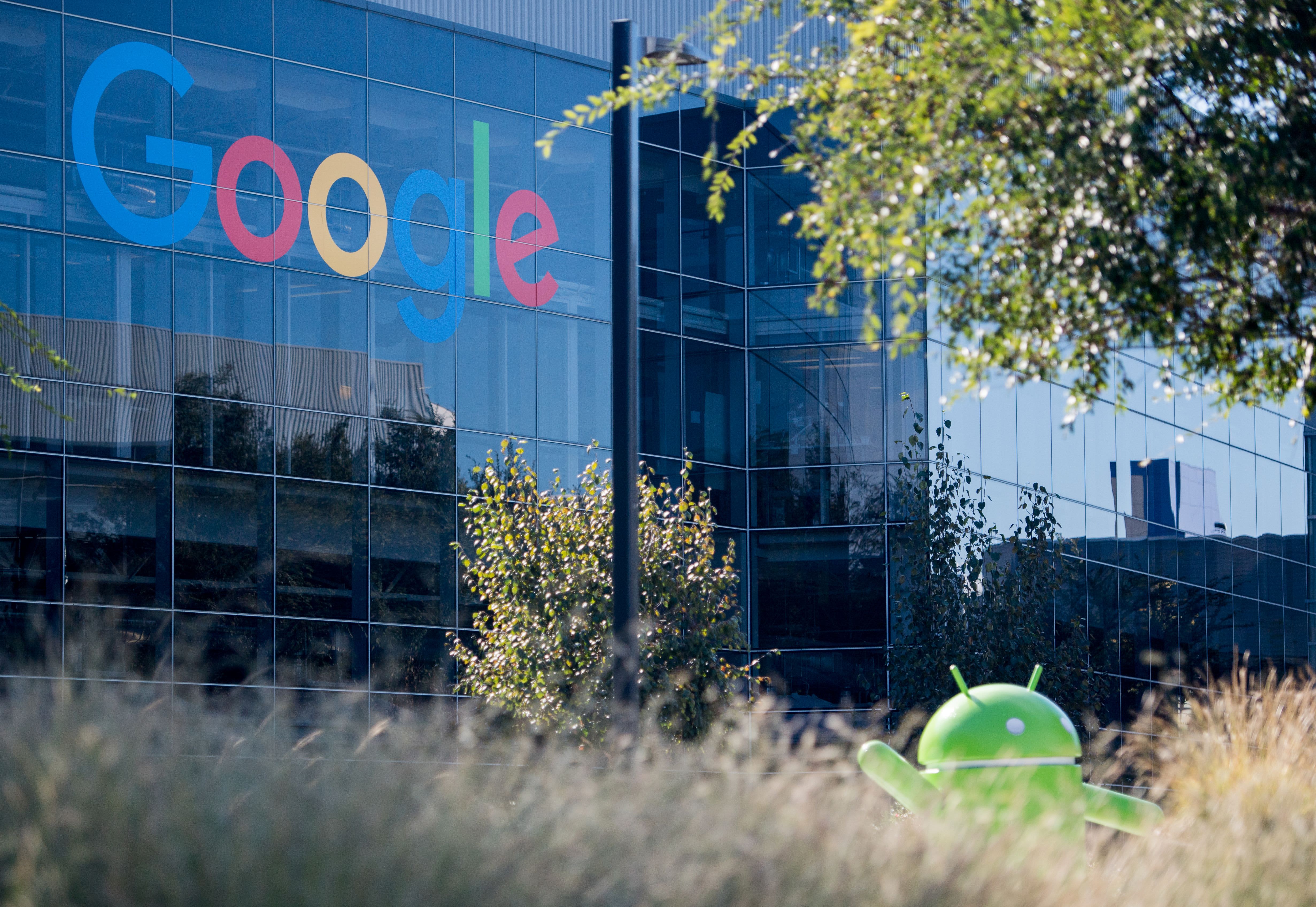 Google tells employees in Bay Area and other U.S. locations to return to offices in April