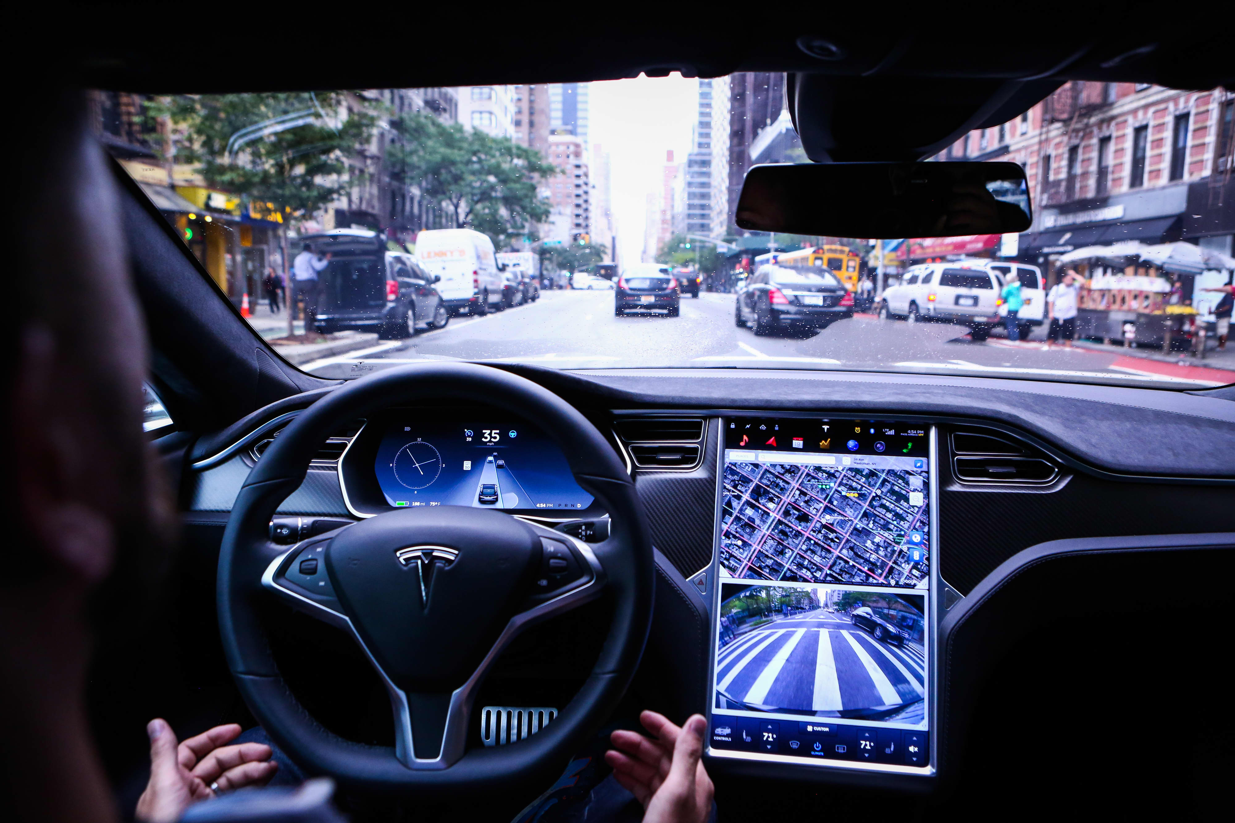 NHTSA investigating ‘violent’ Tesla crash Autopilot has not yet been ruled out