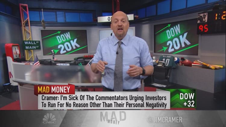 Cramer warns of the dangers to Dow 20k